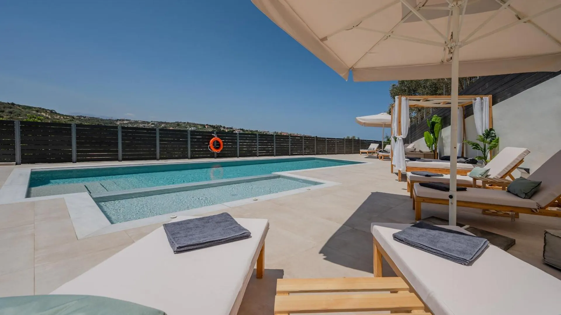 3As 3 Bedroom Villa Rethymno  Greece